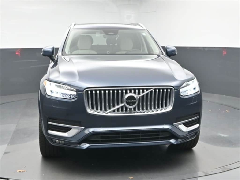 New 2025 Volvo XC90 B6 Plus 7-Seater SUV