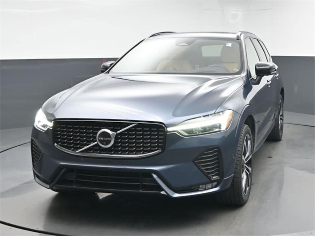 Used 2023 Volvo XC60 B5 Ultimate Dark Theme SUV