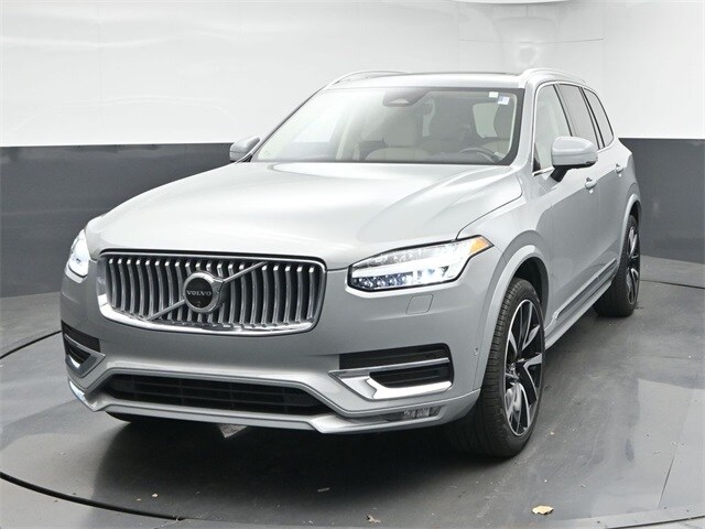 2024 Volvo XC90 B5 Plus photo 3