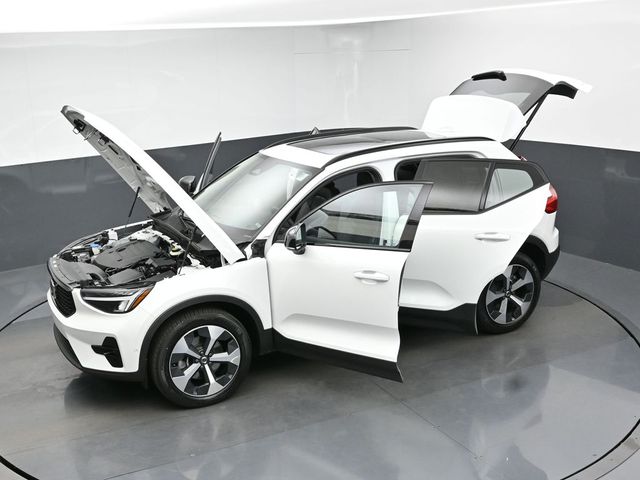 2024 Volvo XC40 Plus - Photo 48