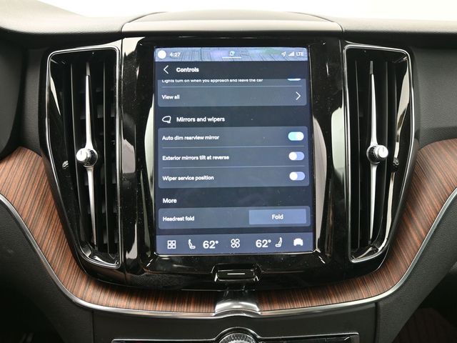 2023 Volvo XC60 Plus - Photo 18