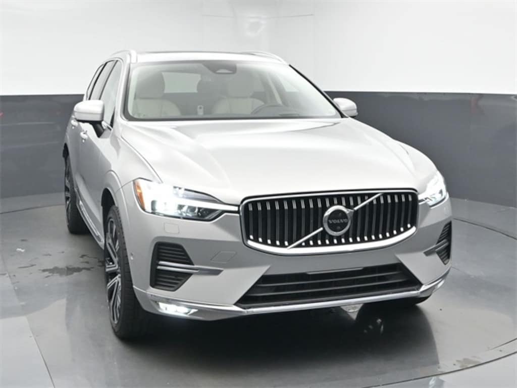 Certified 2023 Volvo XC60 B5 Ultimate Bright Theme SUV