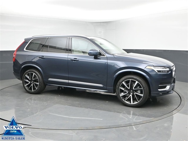 2025 Volvo XC90 B6 Plus 7-Seater