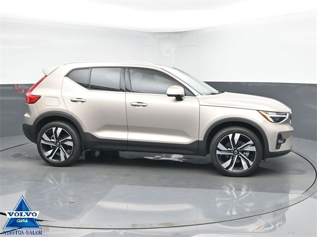 2024 Volvo XC40