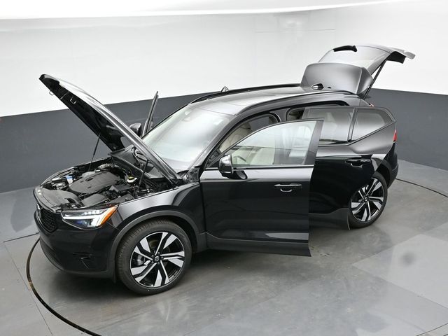 2024 Volvo XC40 Plus - Photo 52