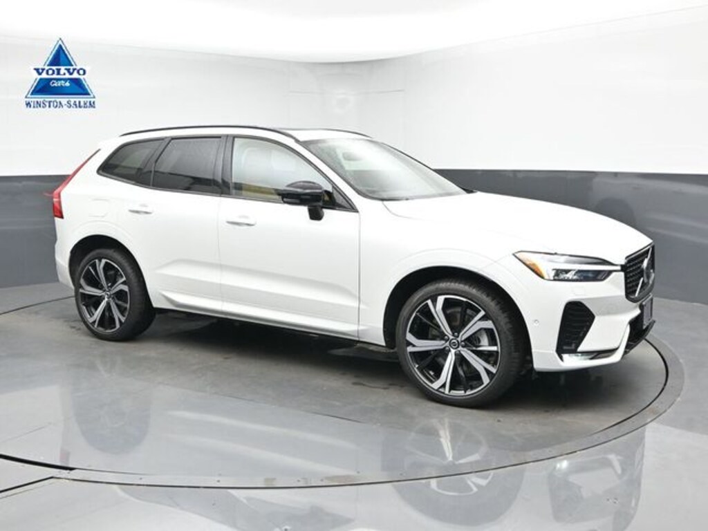 Used 2023 Volvo XC60 B5 Ultimate Dark Theme SUV