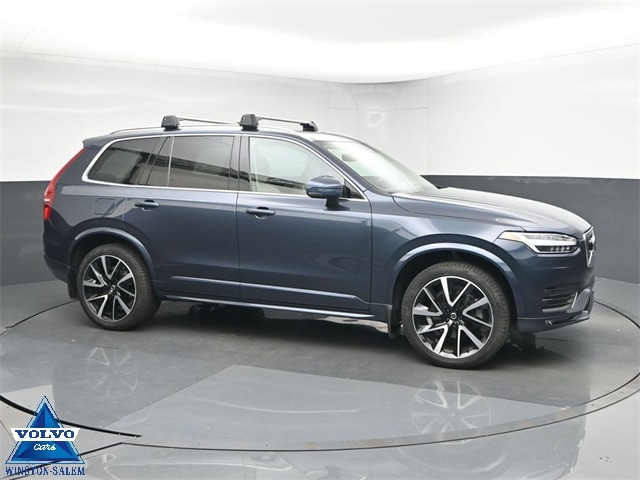 2022 Volvo XC90 T6 Momentum SUV