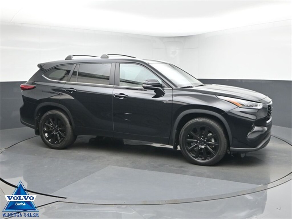 Used 2023 Toyota Highlander Hybrid Bronze Edition SUV