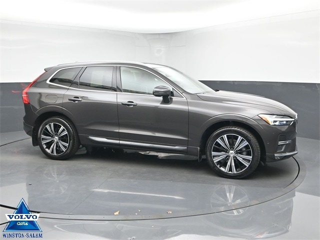 2022 Volvo XC60 Inscription's photo