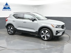 2026 Volvo XC40 B5 Plus AWD V26317 SUV