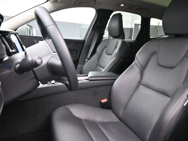 2023 Volvo XC60 Plus - Photo 9