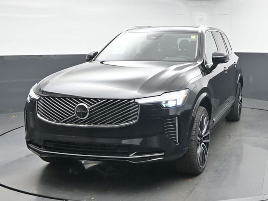 New 2026 Volvo XC90 B6 Plus 7-Seater SUV