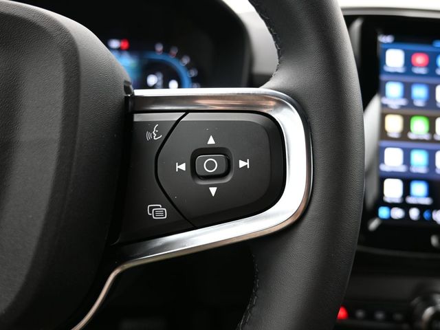 2024 Volvo XC40 Plus - Photo 23