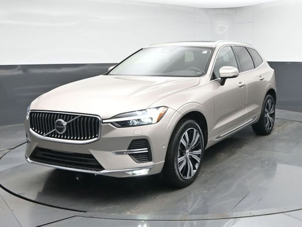 Used 2023 Volvo XC60 B5 Plus Bright Theme SUV