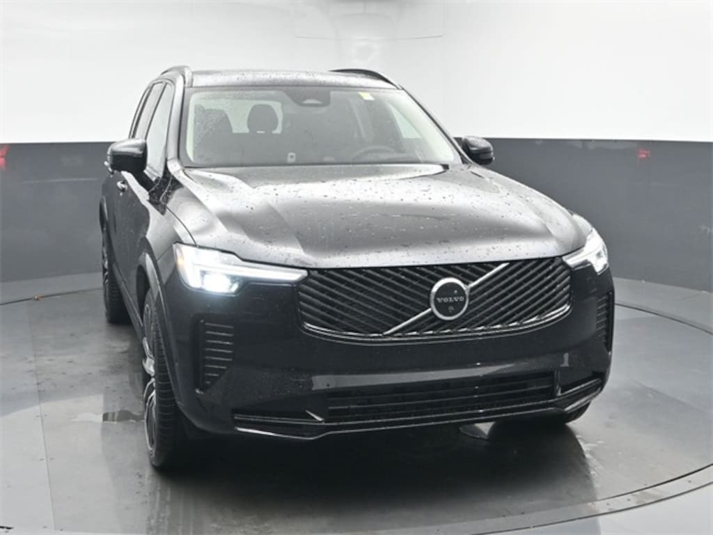 New 2026 Volvo XC90 B6 Ultra Dark Theme 7-Seater SUV