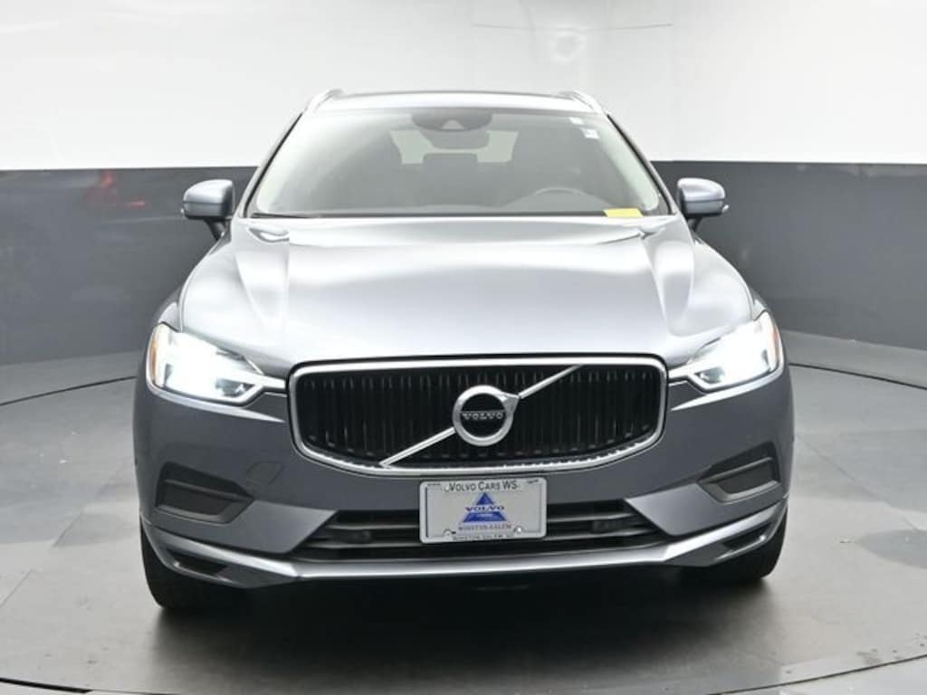 Used 2019 Volvo XC60 T5 Momentum SUV