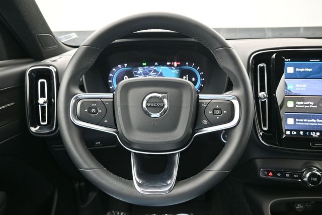 2024 Volvo XC40 Plus - Photo 26