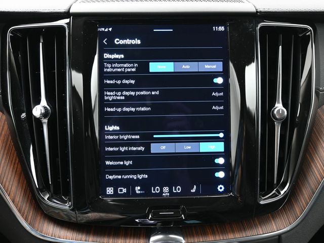 2023 Volvo XC60 Ultimate - Photo 18