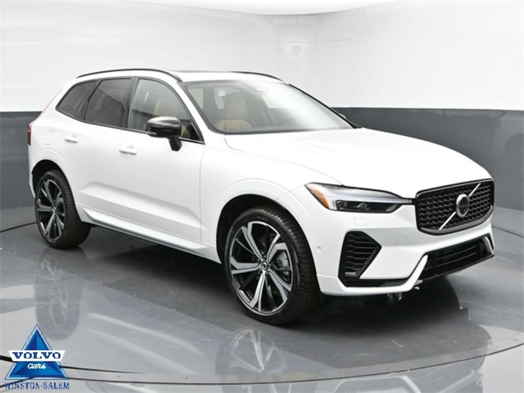 New 2025 Volvo XC60 plug-in hybrid T8 Ultra SUV