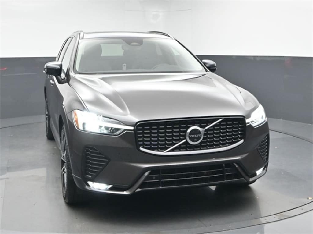 Used 2023 Volvo XC60 B5 Plus Dark Theme SUV