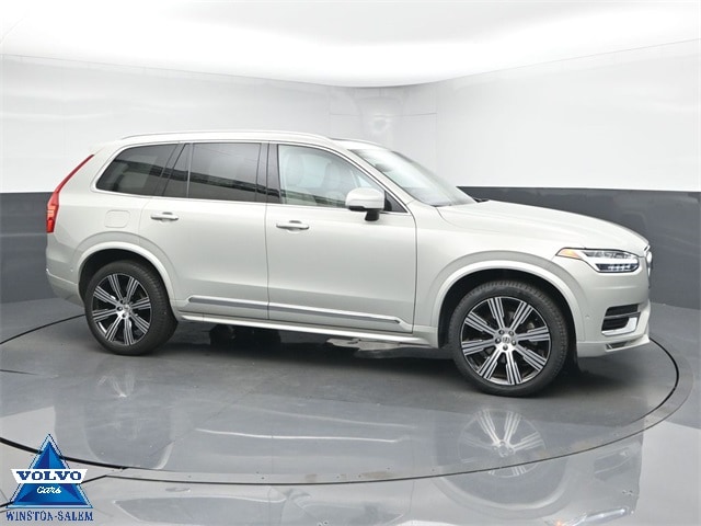 2022 Volvo XC90 Inscription's photo