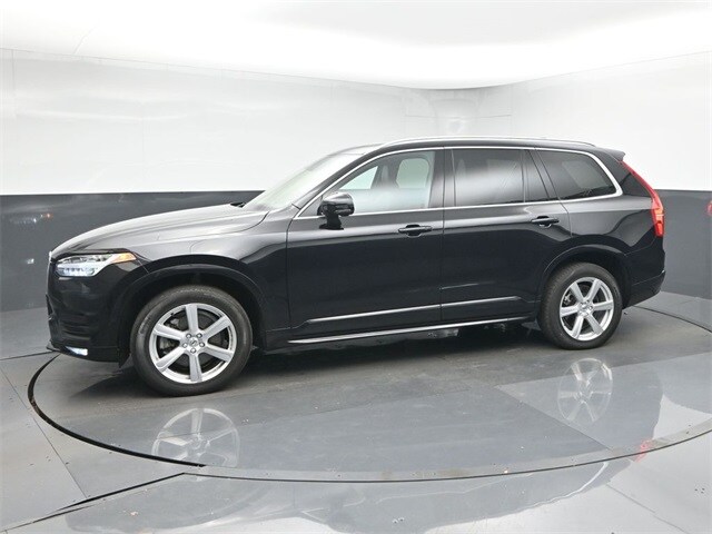 2023 Volvo XC90 B5 Core photo 4