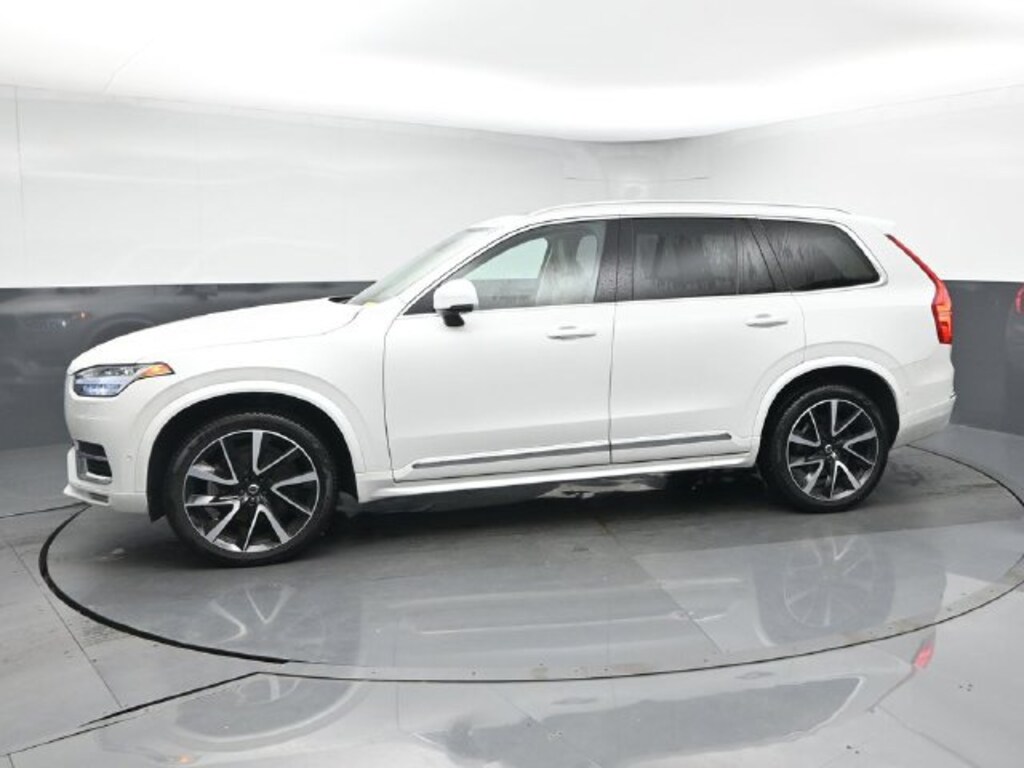 Used 2025 Volvo XC90 B5 Plus SUV