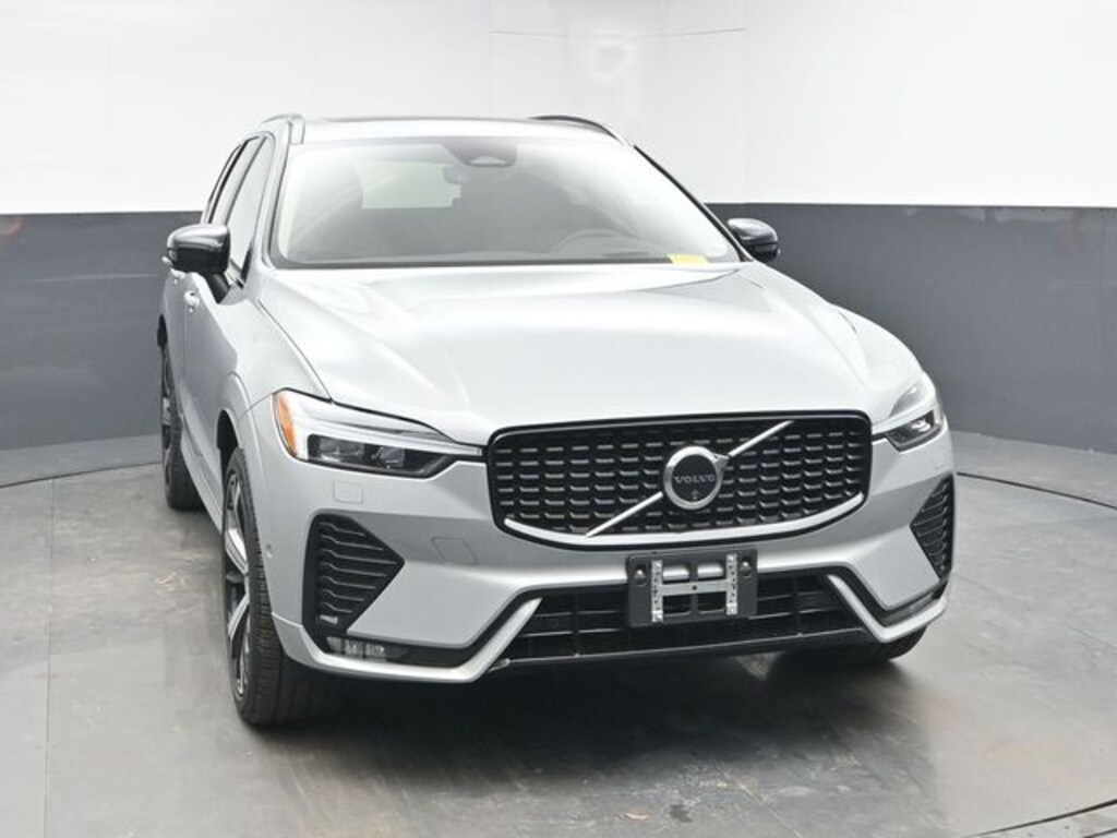 Used 2024 Volvo XC60 B5 Ultimate Dark Theme SUV
