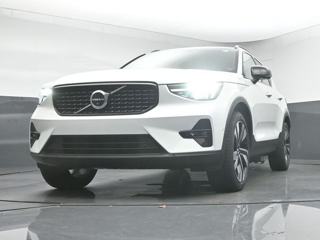 2024 Volvo XC40 Plus - Photo 37