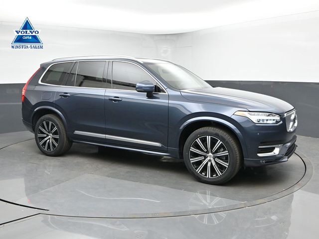 2023 Volvo XC90 B5 Plus 4WD's photo