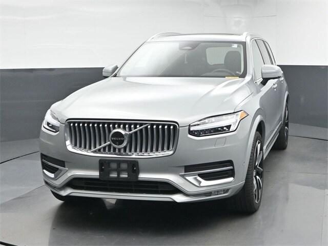 2024 Volvo XC90 Plus photo 3