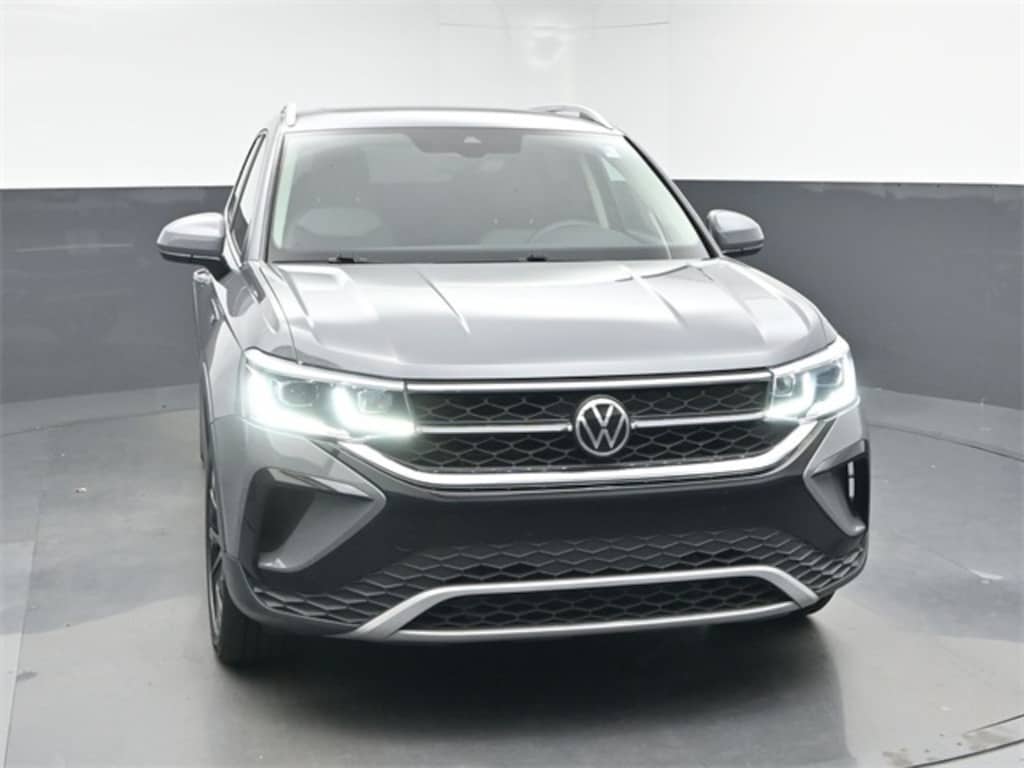 Used 2022 Volkswagen Taos 1.5T SEL SUV