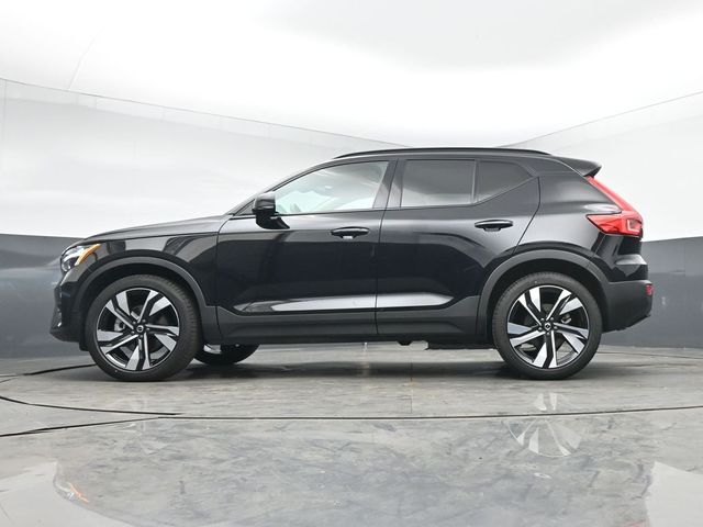 2024 Volvo XC40 Plus - Photo 41