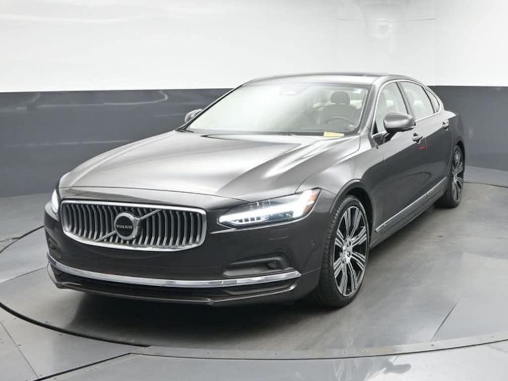 Used 2023 Volvo S90 Ultimate Sedan