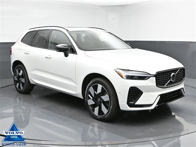 2025 Volvo XC60 plug-in hybrid T8 Plus V25010