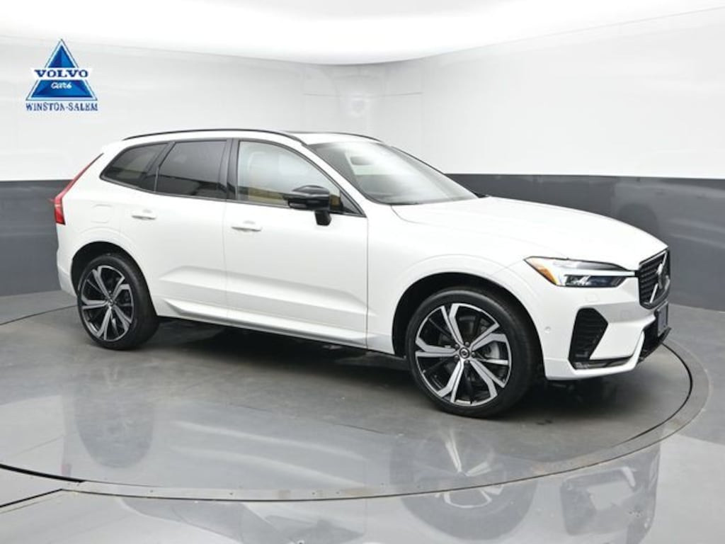 Used 2023 Volvo XC60 B5 Ultimate Dark Theme SUV