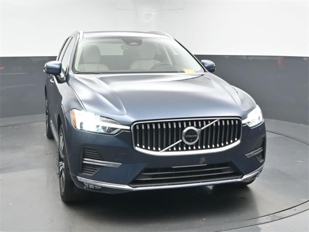 Used 2023 Volvo XC60 B5 Plus Bright Theme SUV