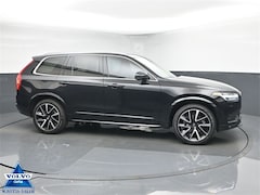 2021 Volvo XC90 T6 Momentum SUV