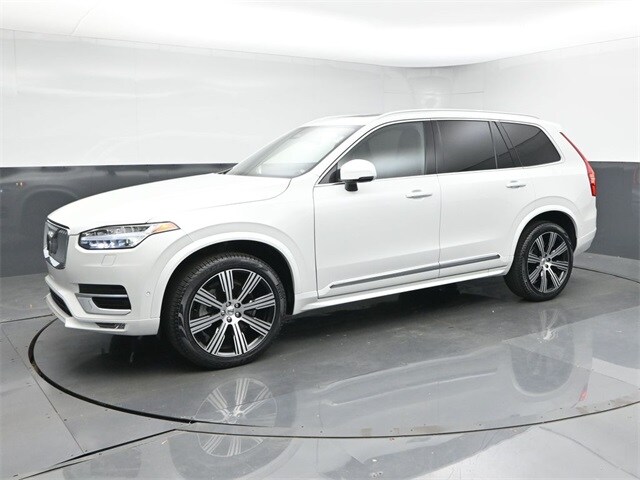2024 Volvo XC90 Plus photo 4