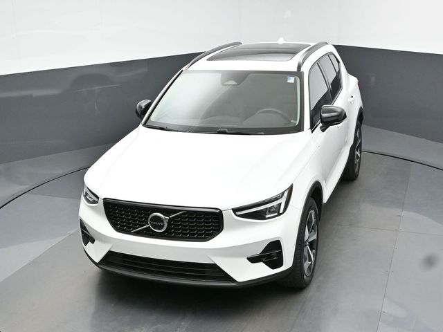 2024 Volvo XC40 Plus - Photo 42