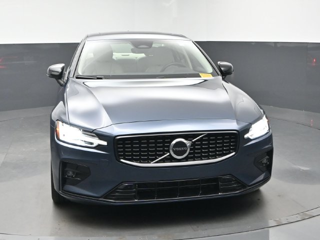 Used 2024 Volvo S60 B5 Core Dark Theme Sedan