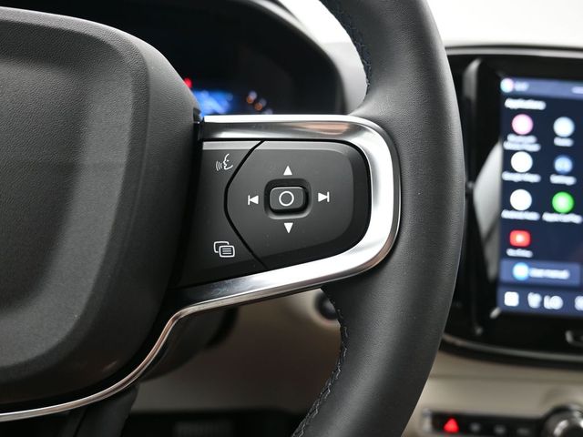 2024 Volvo XC40 Plus - Photo 24