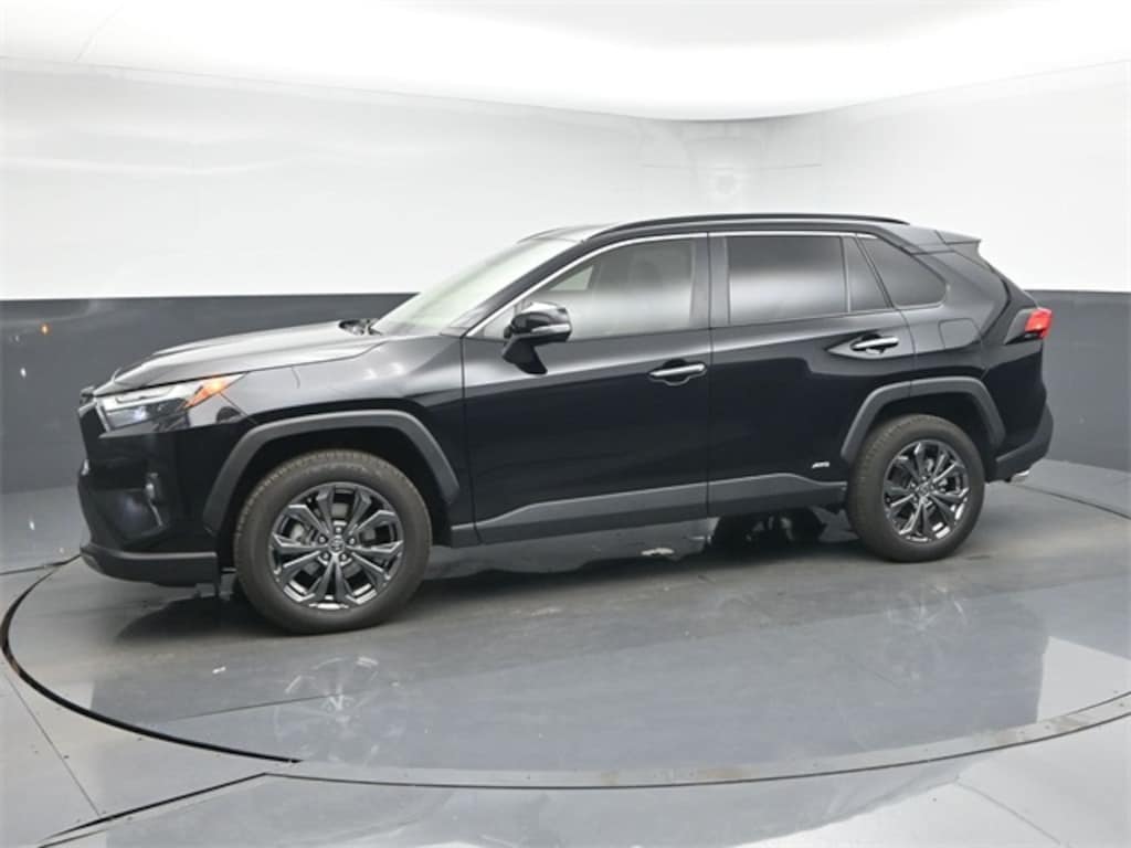 Used 2022 Toyota RAV4 Hybrid Limited SUV