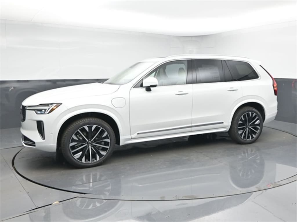 New 2026 Volvo XC90 plug-in hybrid T8 Ultra 7-Seater SUV