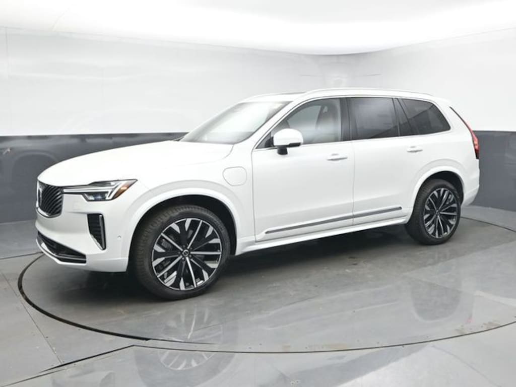 New 2026 Volvo XC90 plug-in hybrid T8 Plus 7-Seater SUV