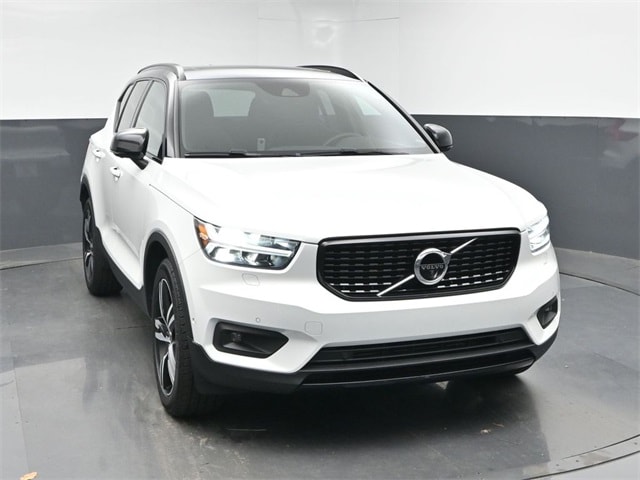 Used 2022 Volvo XC40 R-Design with VIN YV4162UM5N2758369 for sale in Winston Salem, NC
