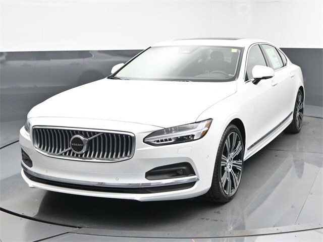 2025 Volvo S90 Plus photo 3