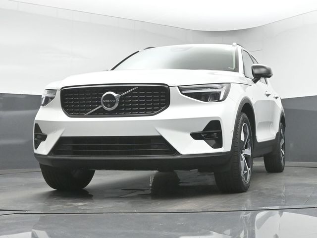 2024 Volvo XC40 Plus - Photo 35