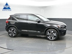 2026 Volvo XC40 B5 Plus AWD V26256 SUV