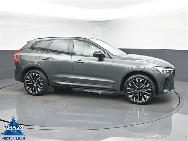 2026 Volvo XC60 Ultra's photo